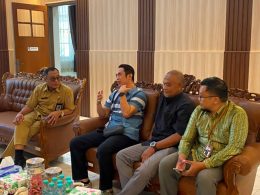 Pemantapan Kerja Sama Vokasi: SMKN 3 Yogyakarta, PT Axioo, dan PT ASC Ulas Kendala Pemanfaatan Leanbot dan LMS Pythaverse